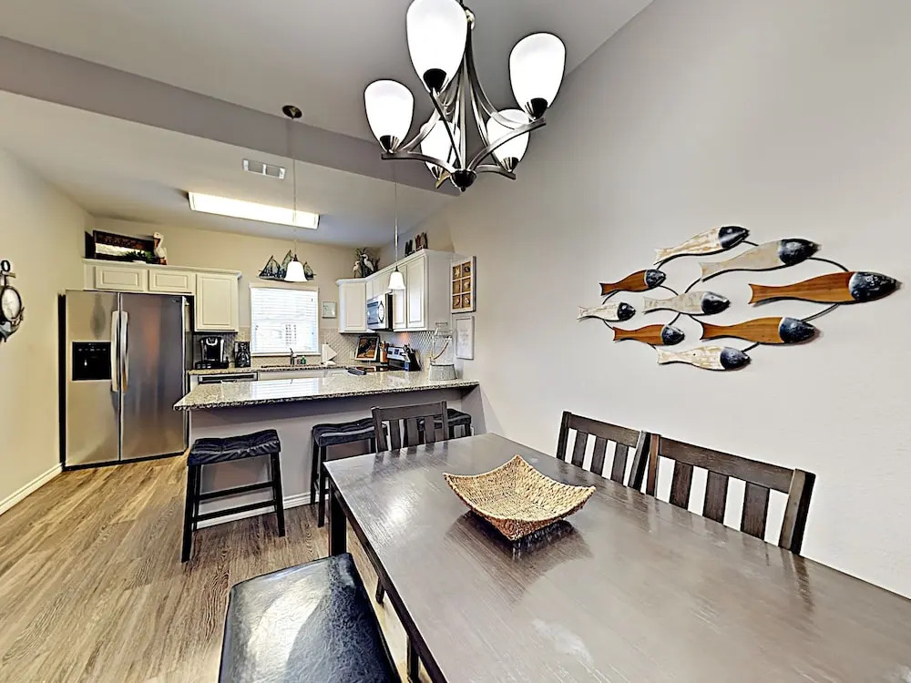 Boats and Oars - 4 Br Condo