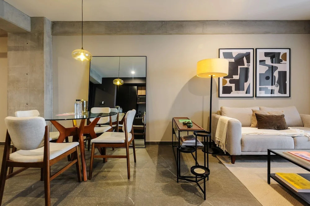 w Engaging 1BR w Terrace in Tabacalera
