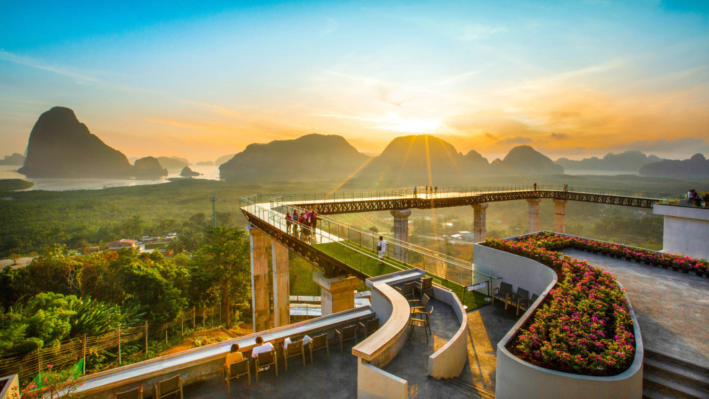 Отель Beyond Skywalk Nangshi