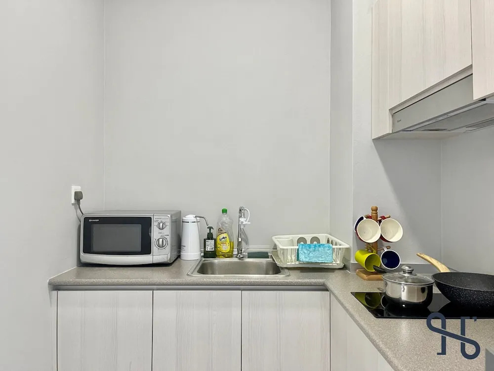 Homesuite Home at Jesselton Quay