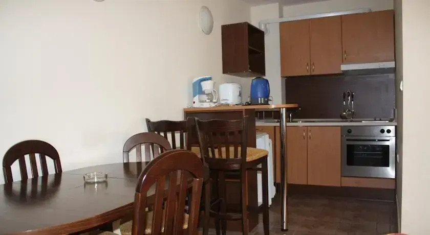 Two-Bedroom Apartment in Bojurland