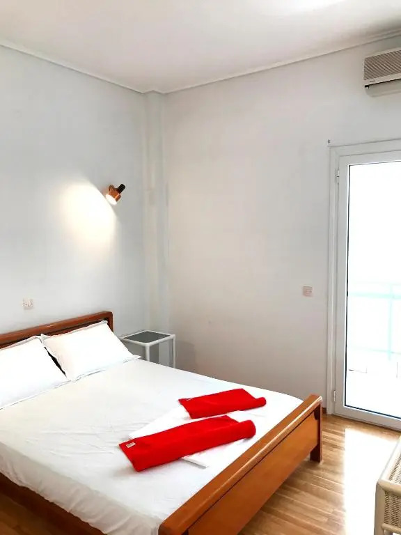 100m from the beach cosy apartment