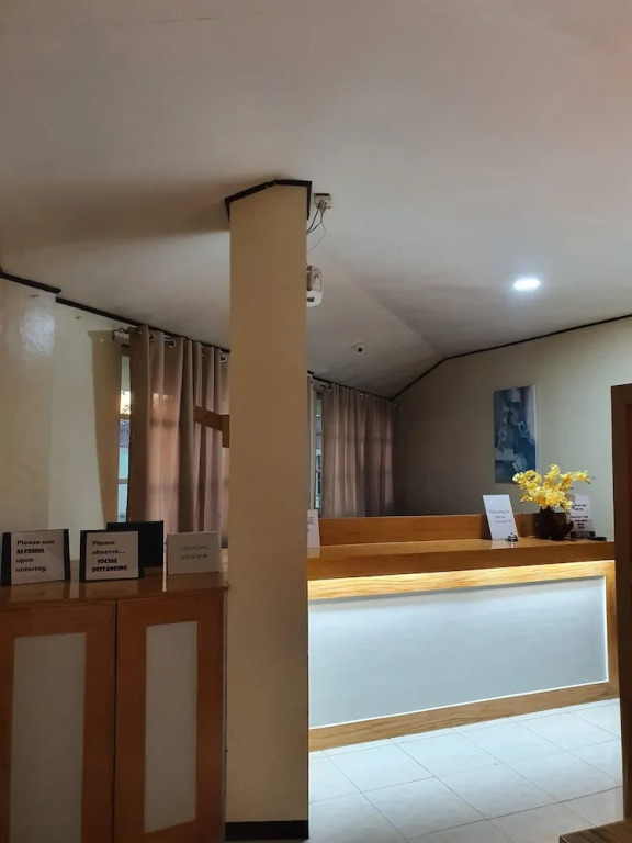 S-E Hotel and Residence