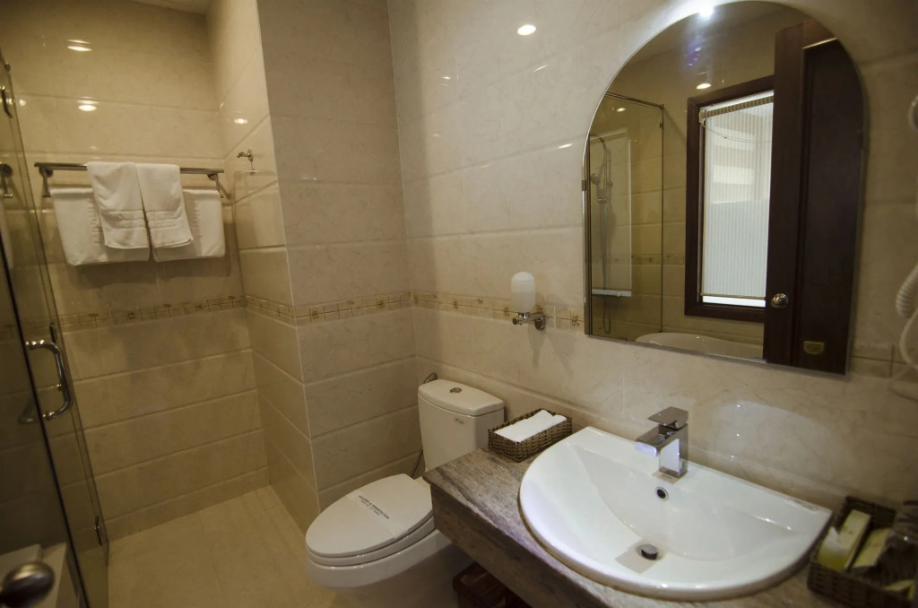 Moonlight Hotel Da Nang - Near Dragon Bridge