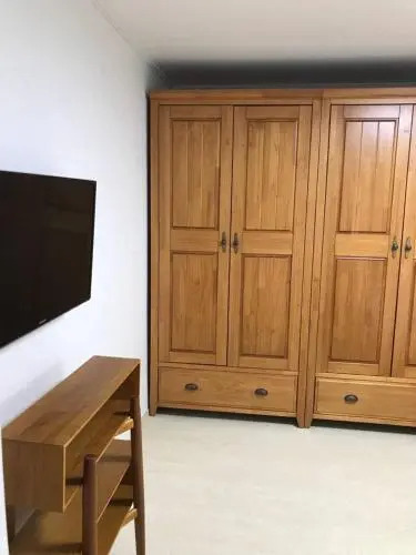 2Bd Terrace! Renovated!