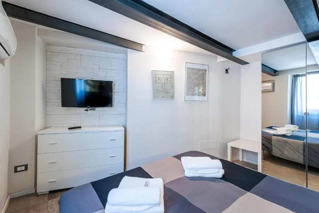 IREX Tevere Sant Angelo private apartment