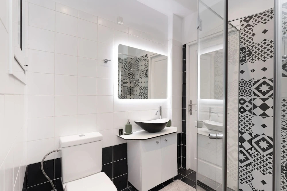 Modern Apartment-short walk to Acropolis