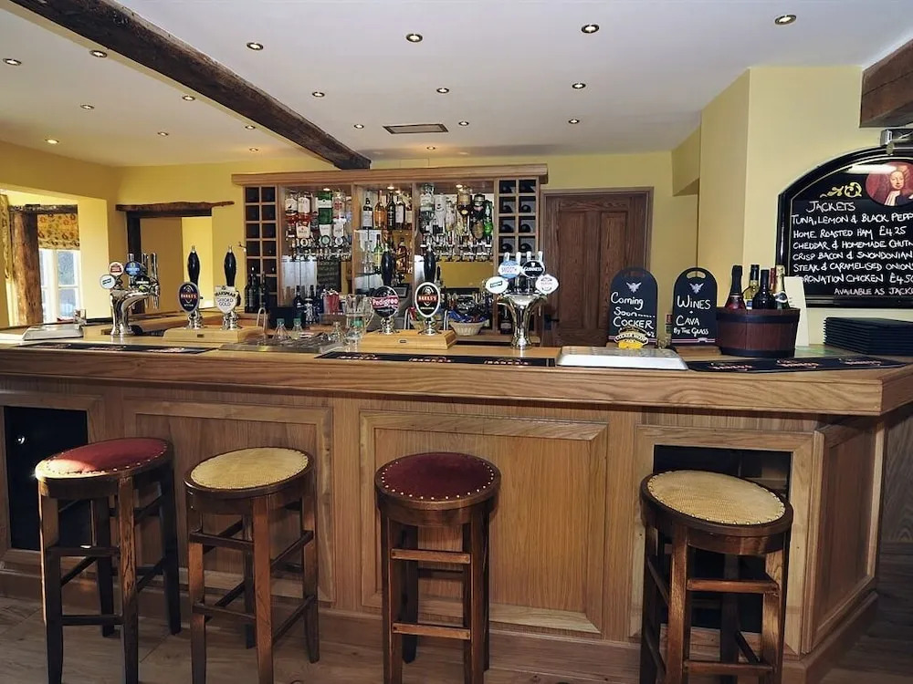 The George Hotel