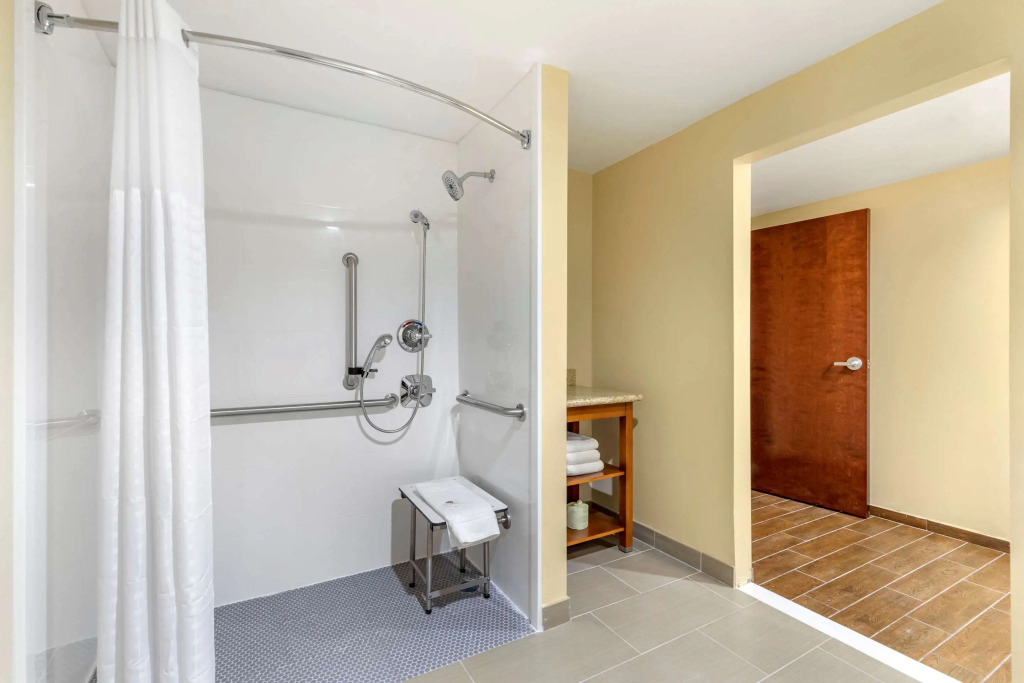 Comfort Suites San Antonio Ft Sam Houston-SAMMC Area
