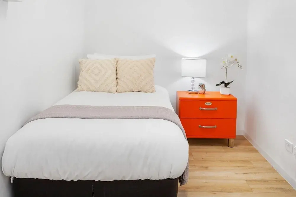 Spacious 2-bed Unit With Balcony Next to The Gabba