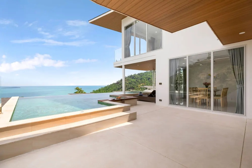 Chaweng Noi Luxury 4BR Blue Dream Villa
