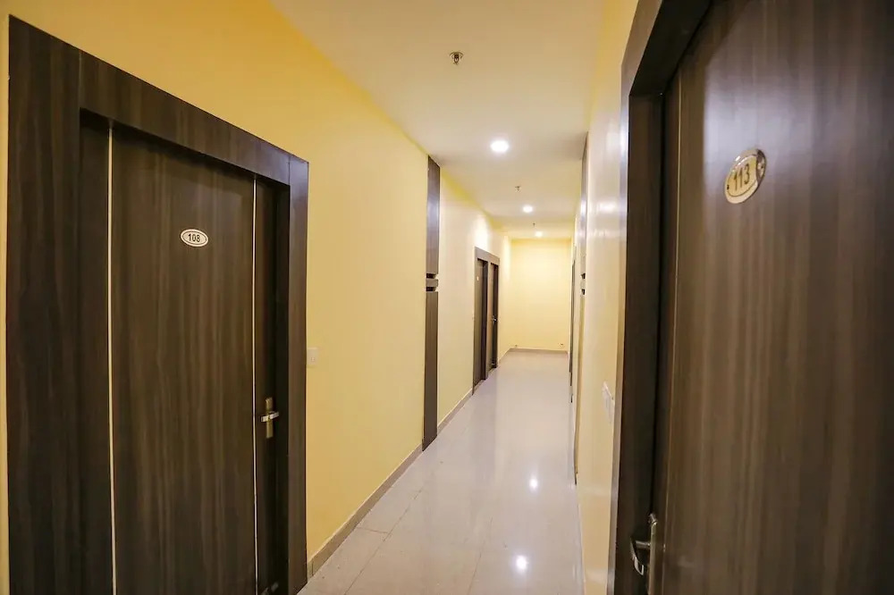 FabHotel Trijal Inn