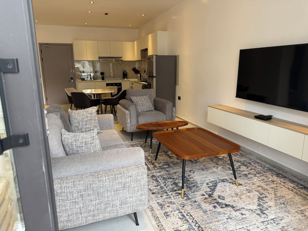 Omica 1 Residence