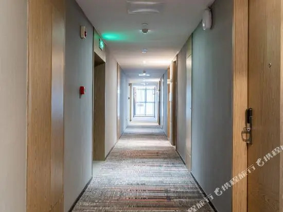 Zixin Yuhuwan Hotel