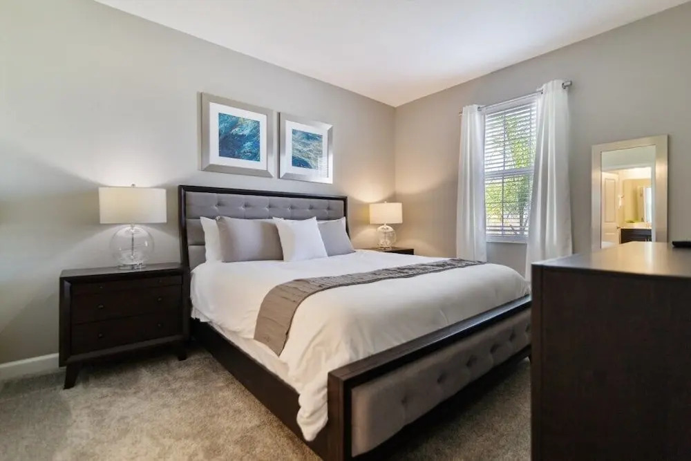Champions Gate 1620 - Eight Bedroom Pool Home