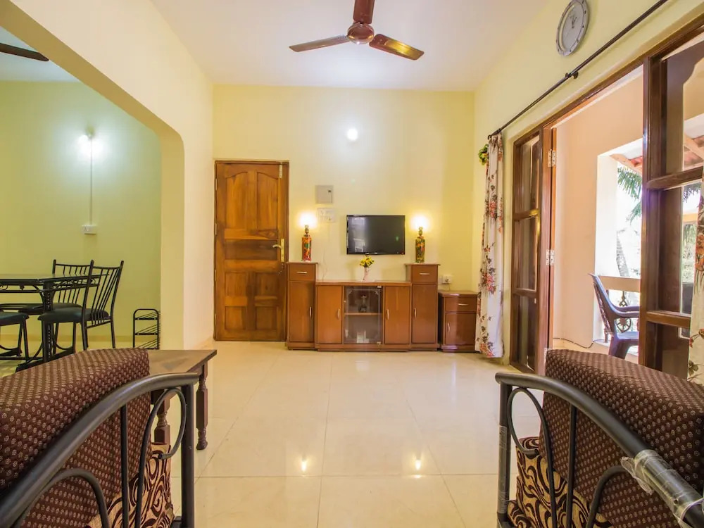 OYO 12029 Home 2BHK With Pool Betalbatim Beach