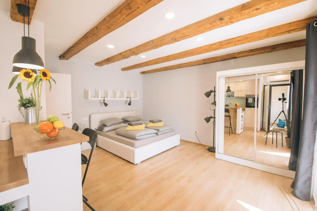 Apartment 63 - 3