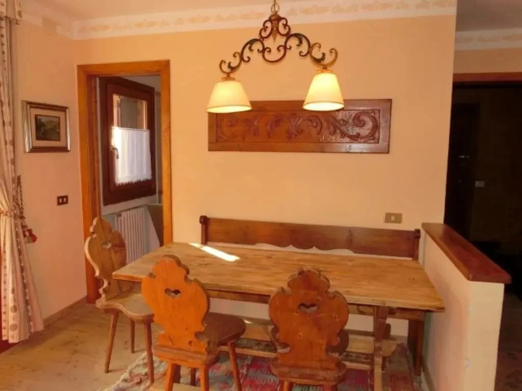 Trilocale Alberti - Condominio Presanella