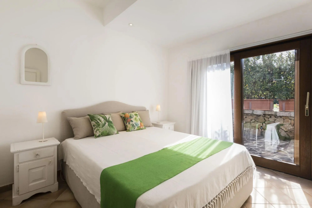 Villetta has two levels with beautiful sea view and located in front of a small park for children an-VILLA GINEPRO