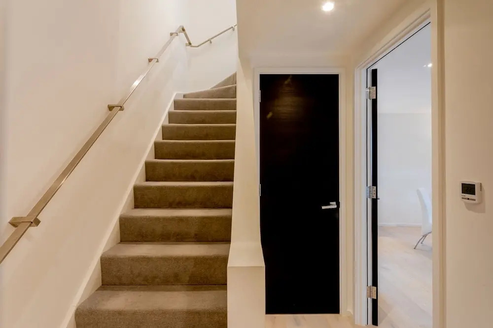 Hoxton Apartments by Mysquare