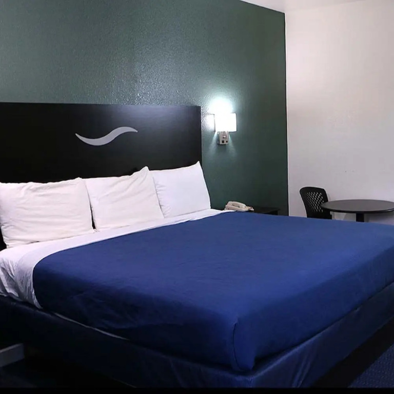 Royal Inn Dallas Northwest
