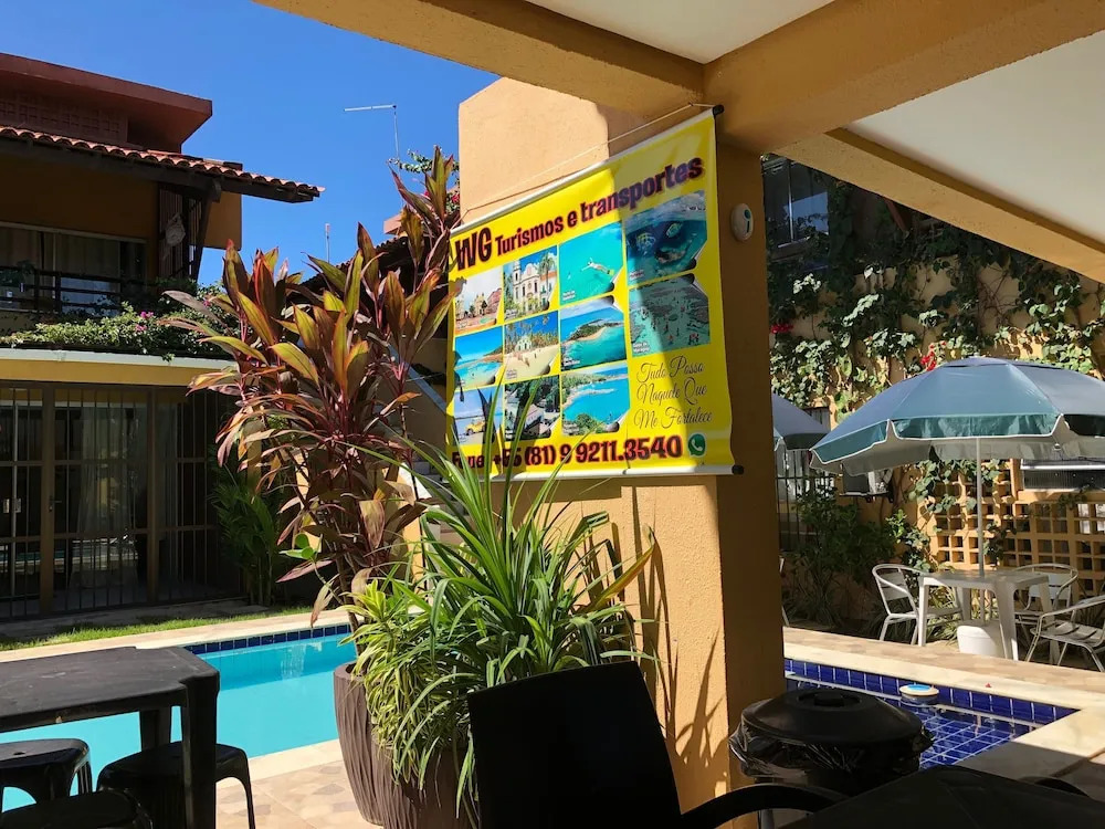 Apartamento com Piscina a Beira Mar