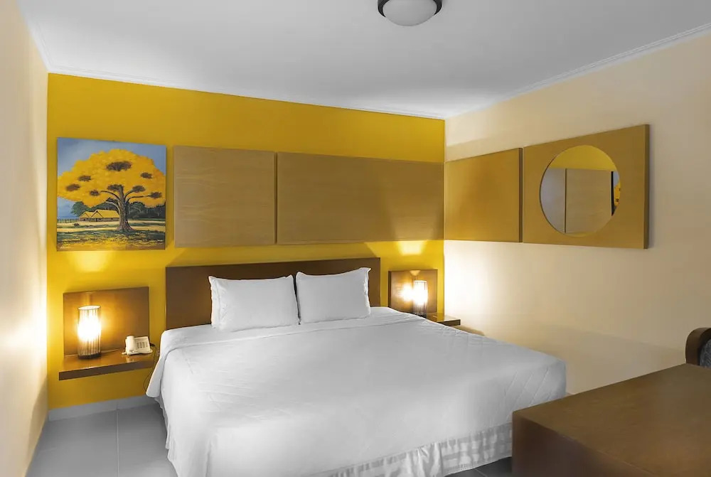 Hotel By Armonía Santa Cruz