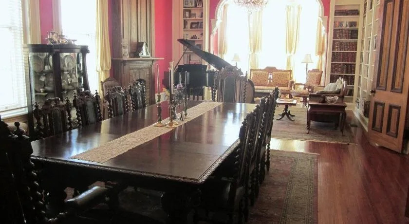 Baer House Inn