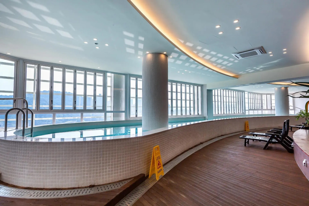 Centum Premier Hotel