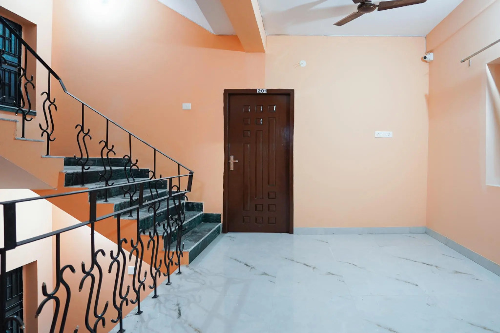 OYO 48725 Hotel Ankit Raj