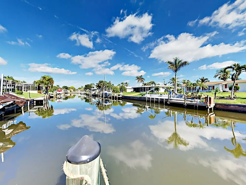 4527 Bimini Home 3 Bedrooms 2 Bathrooms Home