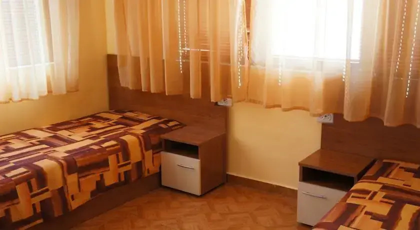 Tonus Guest House