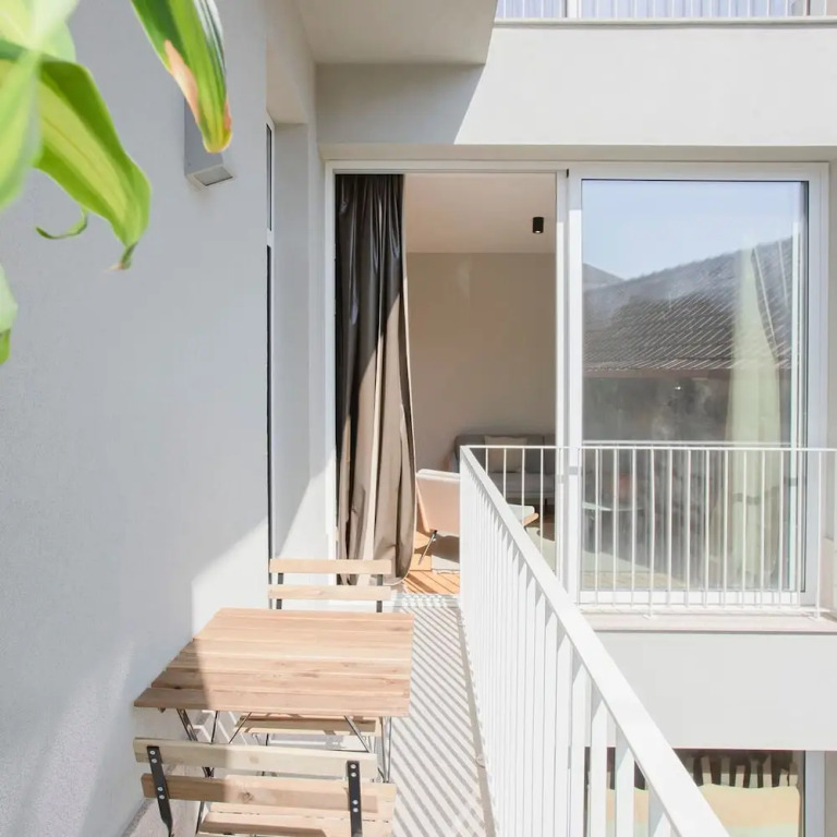 Liiiving in Porto - Art Design Apartment II