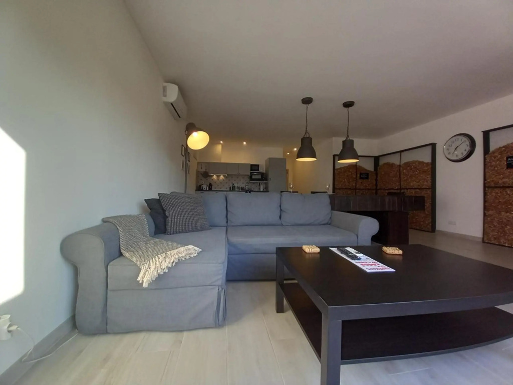 Martins Apartment - Belch1952