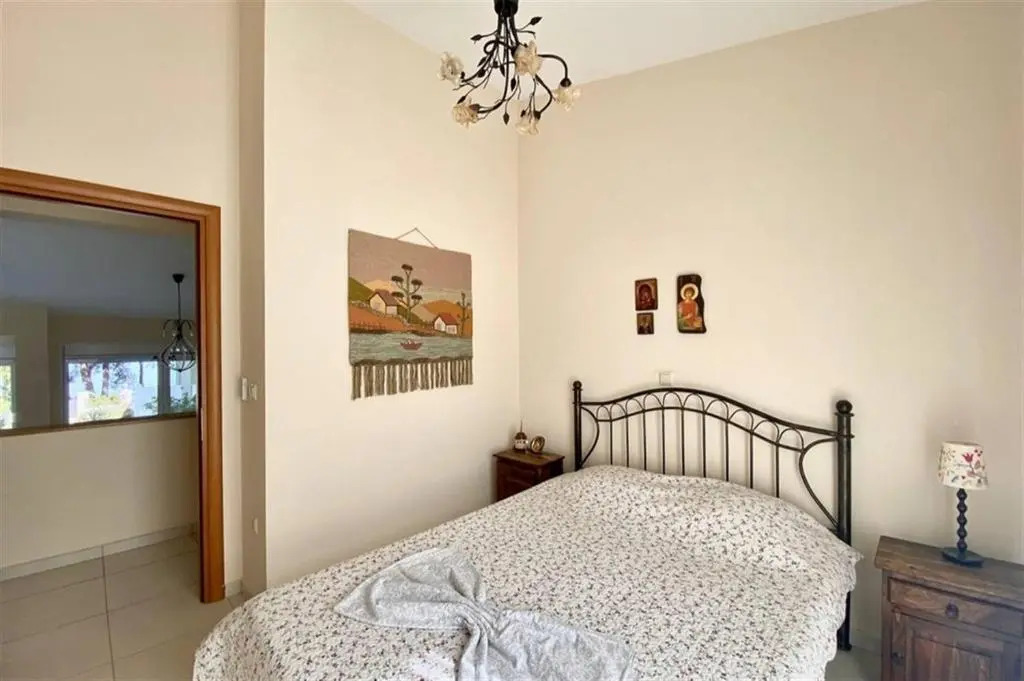 Helios Seafront Villa Rachoni - 3 bedrooms 7 guests