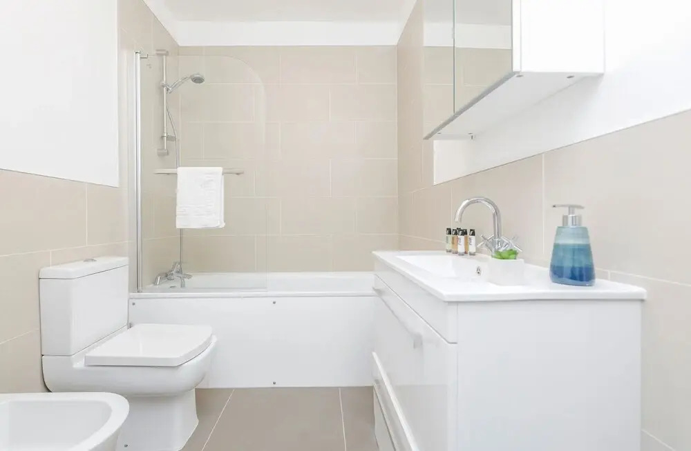 Deluxe 4 BR Oxford Circus Apartment with Terrace