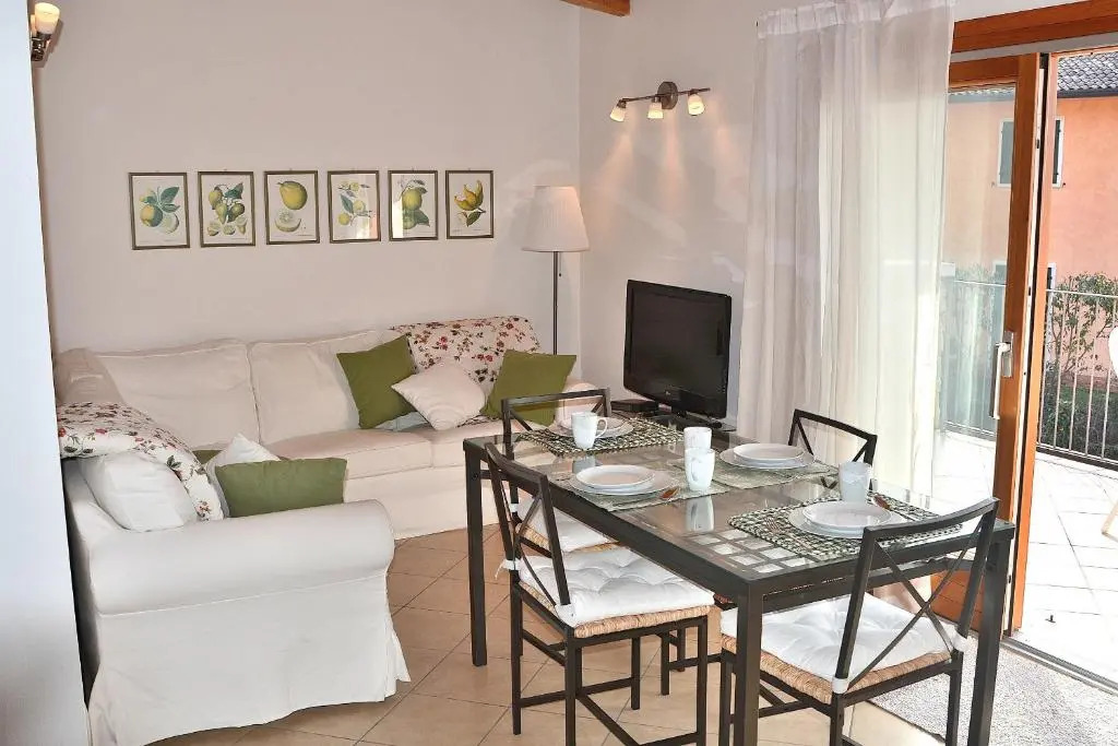 Villa in Torri del Benaco With Lake Garda Views