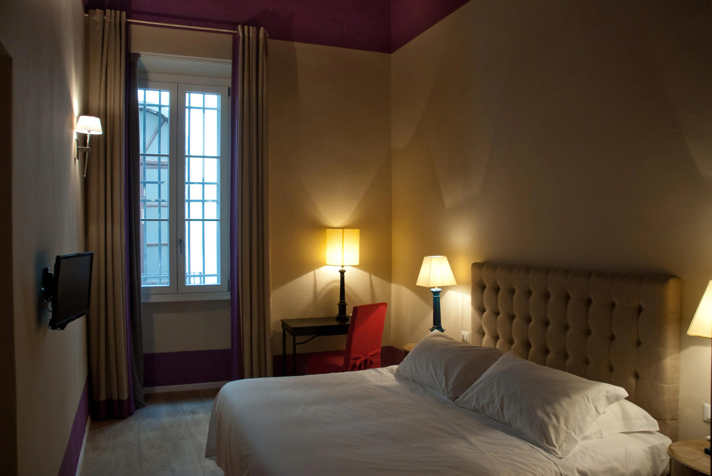 Nove Guest House