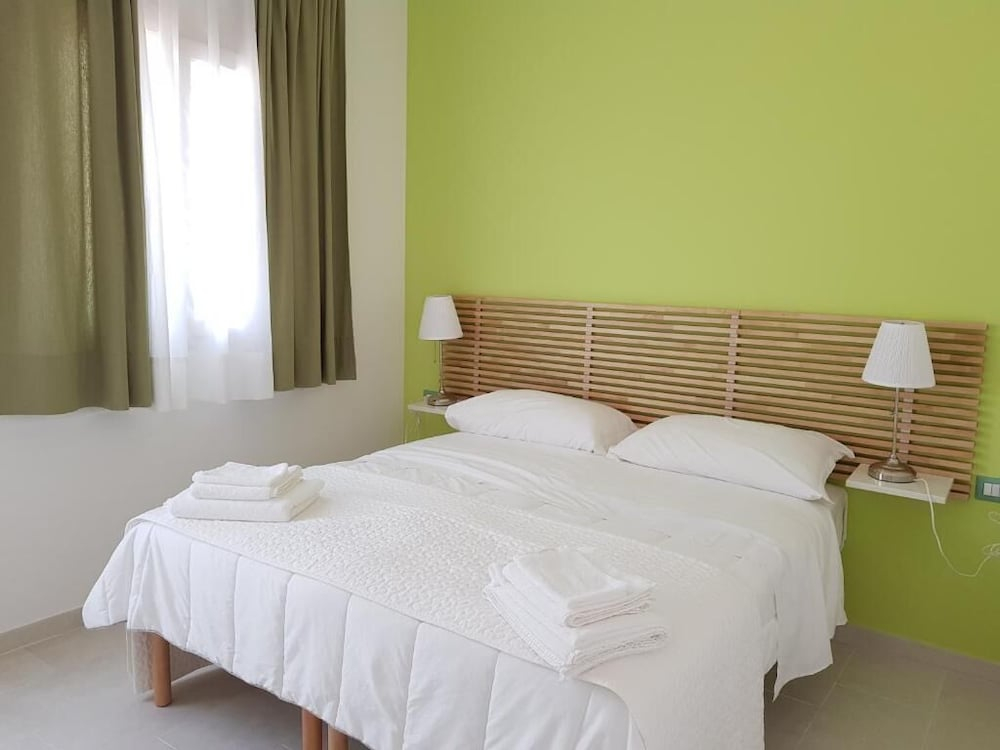 Isola Charm B&B - Pool & Nature Stay