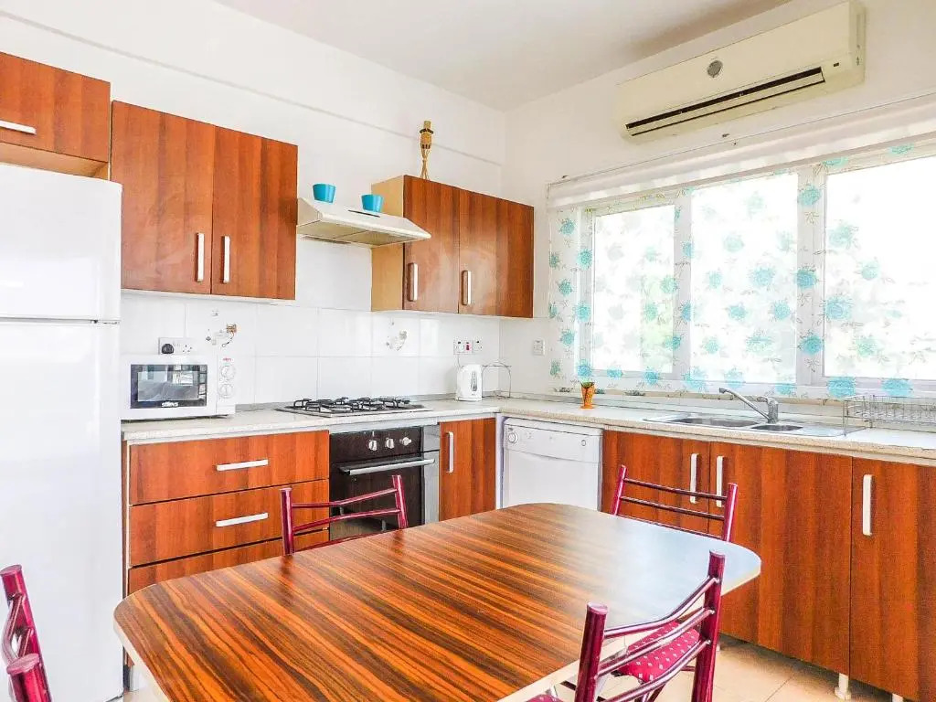 Rix Palm Apartments