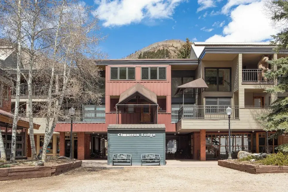 Cimarron Lodge 50 by Avantstay Ski-in/ski-out Property in Complex w/ Two Hot Tubs!