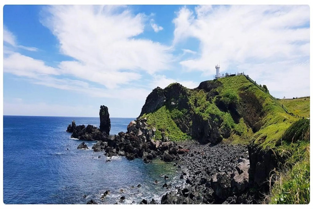 Jeju Rainbow Pension & Guest House