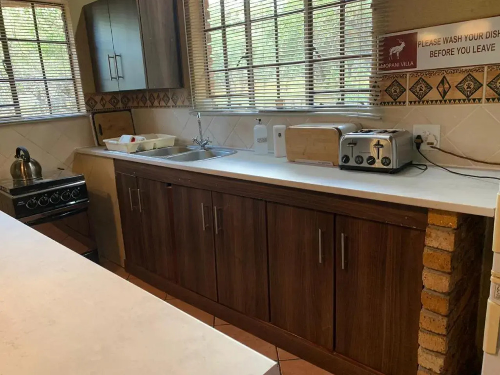 Mopani Villa