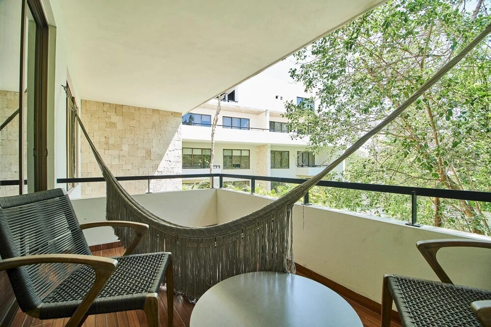 Amazing 6 Apts 12br Perfect for Large Groups Shared Pool With Sundeck in Downtown Tulum