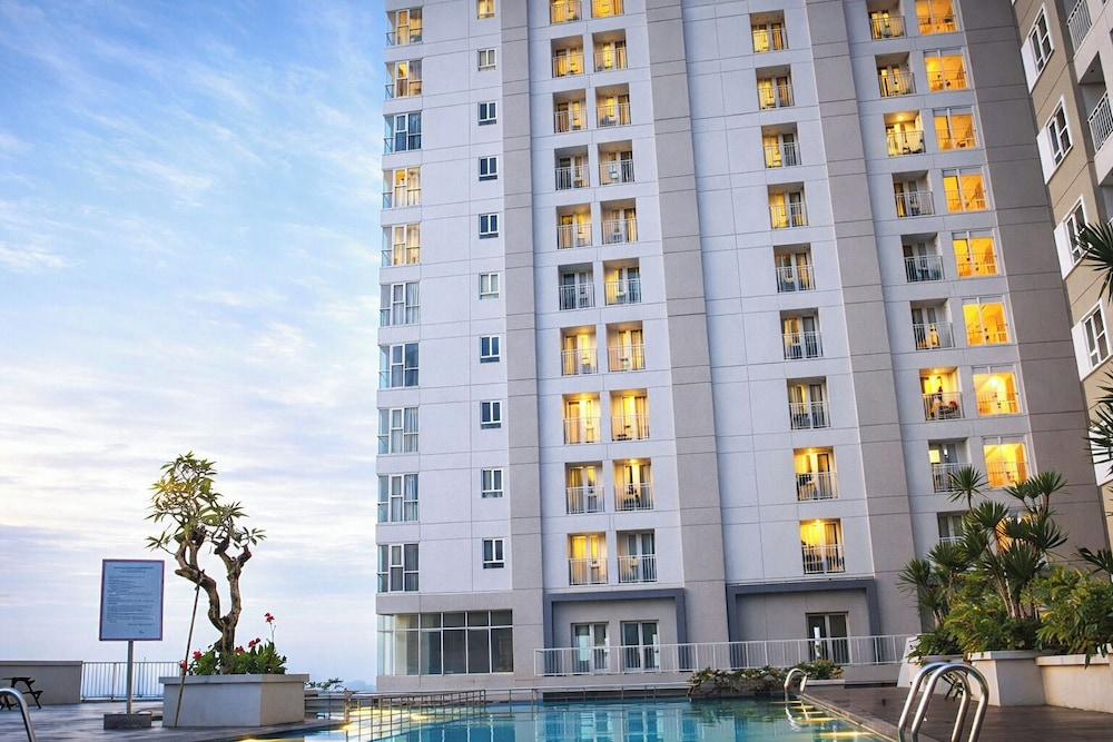 Compact And Warm 2Br At Apartement Skyland City Jatinangor
