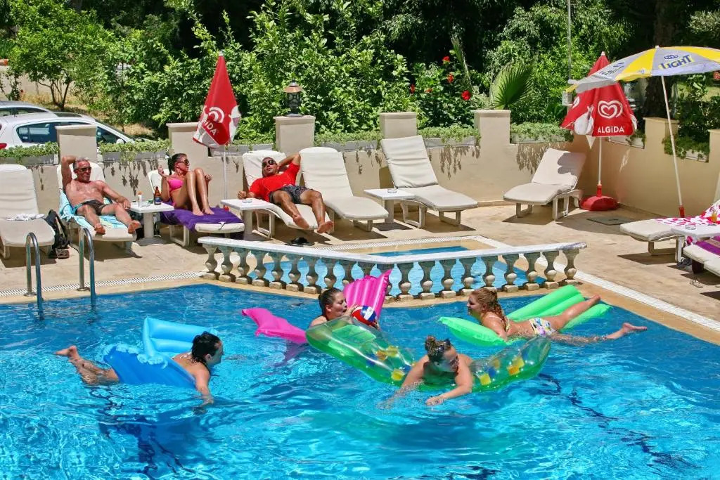 Magi Apart Hotel