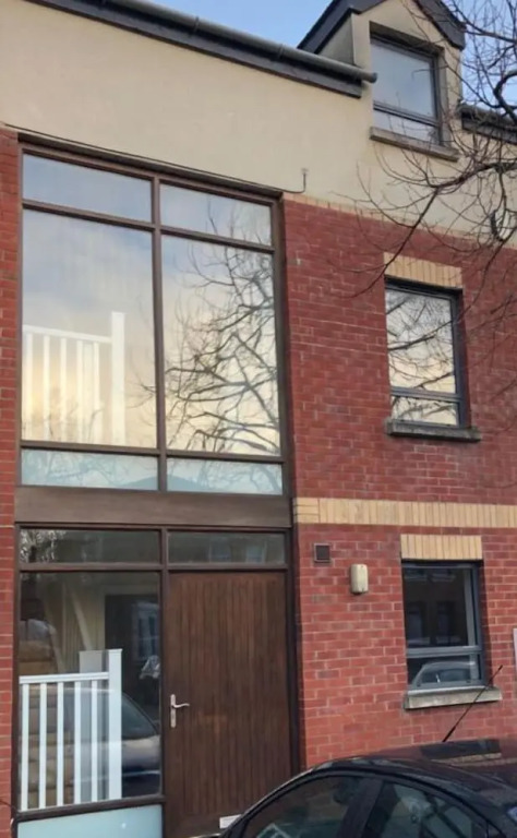 City Central Townhouse by BHR Apartments