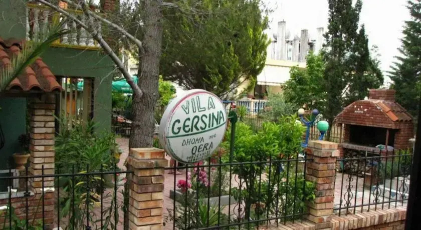 Studios Residenca Gersina