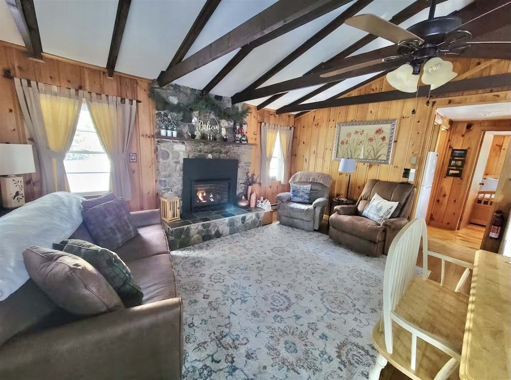 Wildflower Cabins Limit 6 3 Bedroom Villa