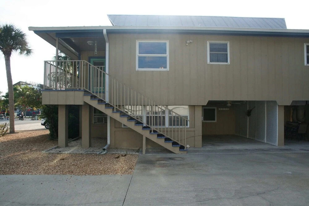 Bay Mar Bungalow 2 in Fort Myers Beach
